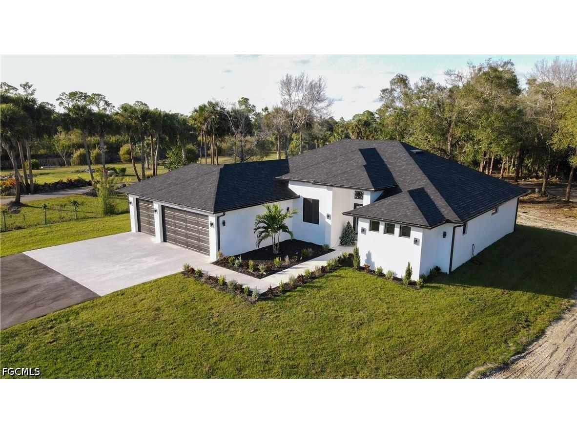2565 28th Avenue SE Naples FL 34117 2026025138 image30