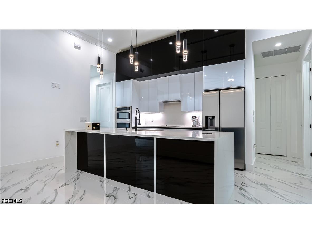 2565 28th Avenue SE Naples FL 34117 2026025138 image5