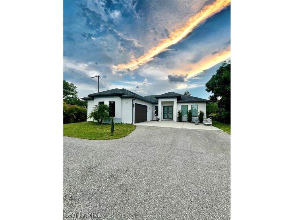 2565 60th Avenue NE Naples FL 34120 224034880 image1