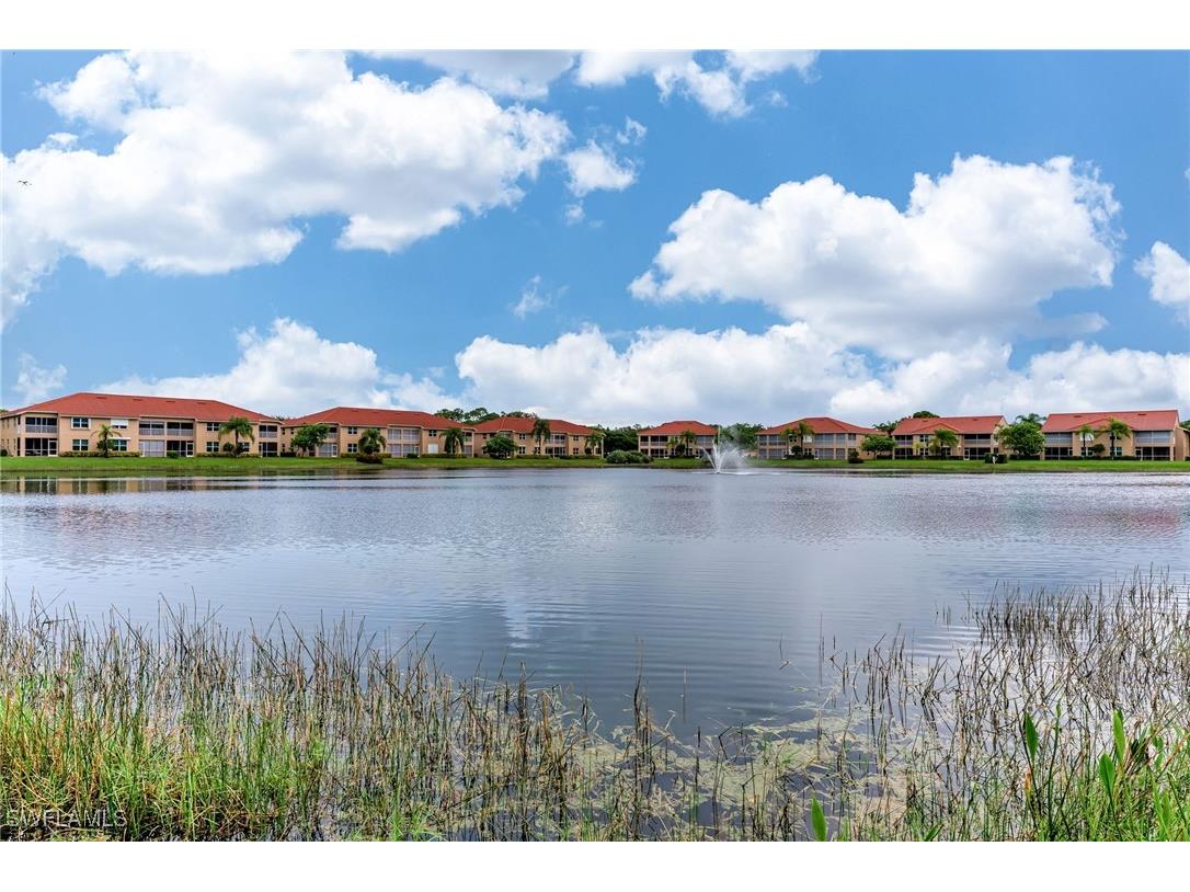2565 Aspen Creek Lane #202 Naples FL 34119 225075954 image1
