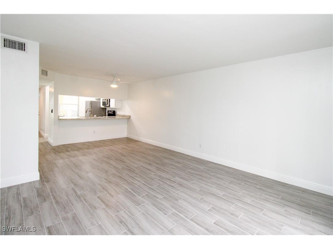 2566 Kings Lake Boulevard #104 Naples FL 34112 225049896 image13