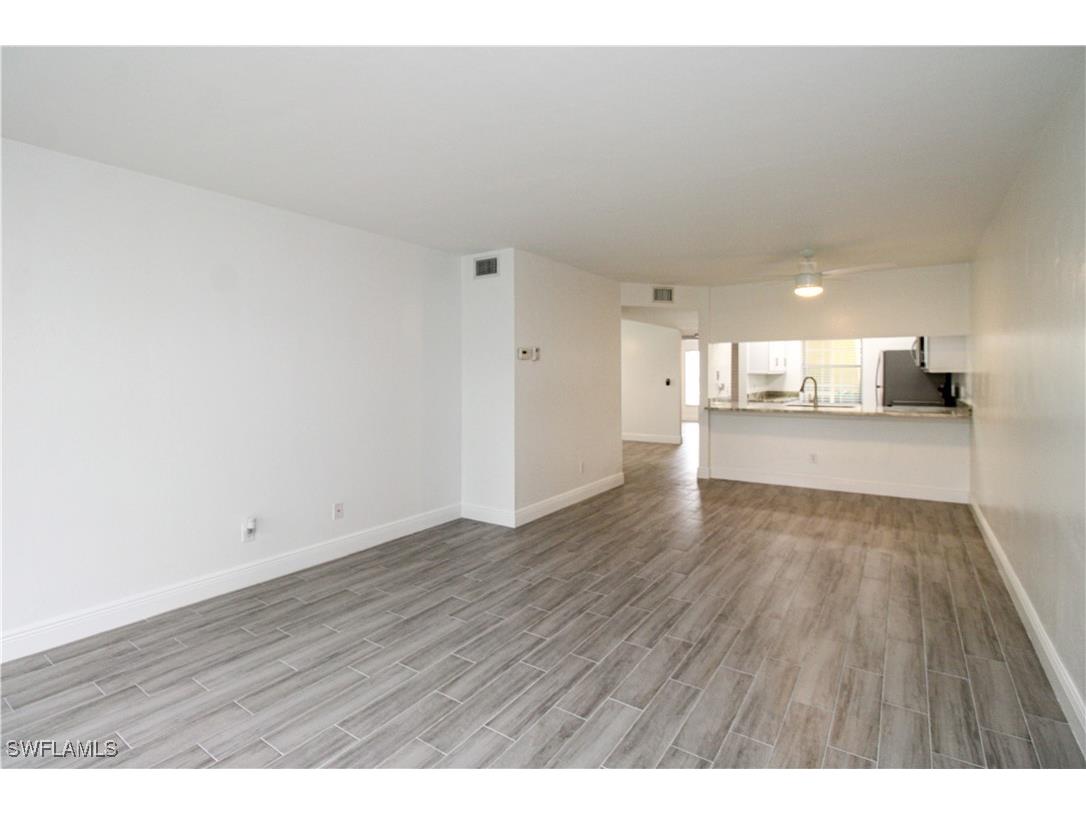 2566 Kings Lake Boulevard #104 Naples FL 34112 225049896 image14