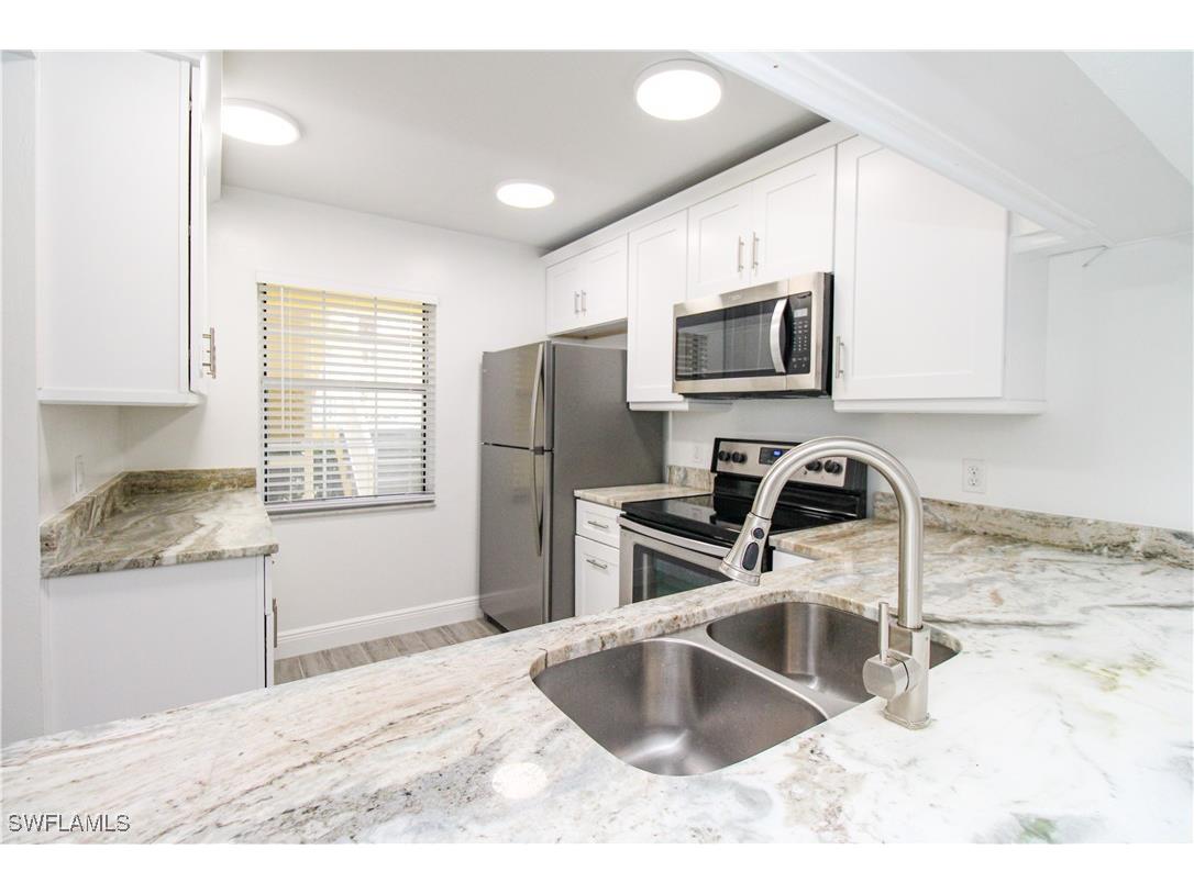 2566 Kings Lake Boulevard #104 Naples FL 34112 225049896 image6