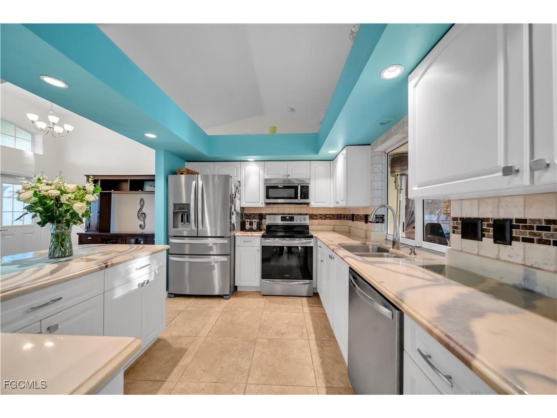 2566 SW 27th Avenue Cape Coral FL 33914 2026001173 image11