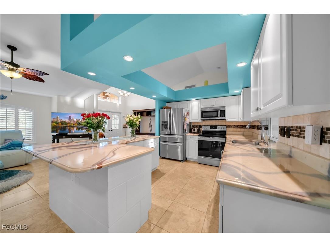 2566 SW 27th Avenue Cape Coral FL 33914 2026001173 image9