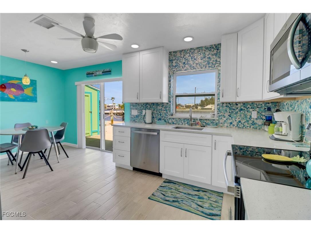 2567 Cay Cove Matlacha FL 33993 2025003733 image17