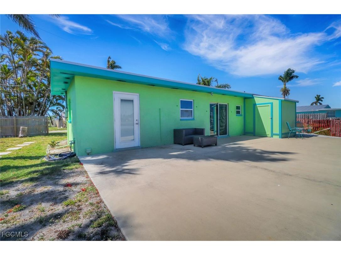 2567 Cay Cove Matlacha FL 33993 2025003733 image4