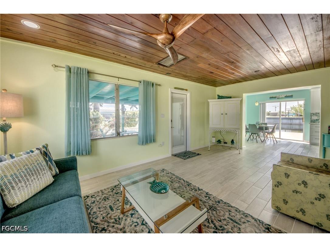 2567 Cay Cove Matlacha FL 33993 2026025826 image19