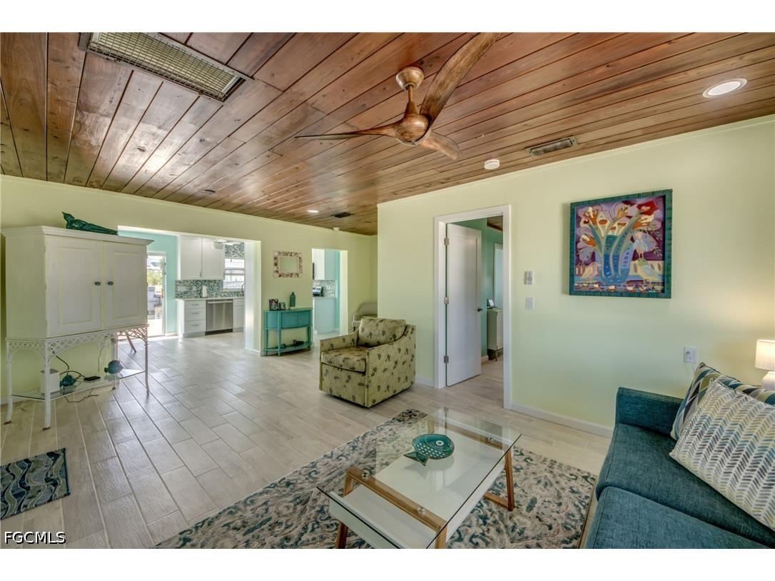 2567 Cay Cove Matlacha FL 33993 2026025826 image20