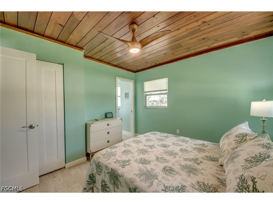 2567 Cay Cove Matlacha FL 33993 2026025826 image30