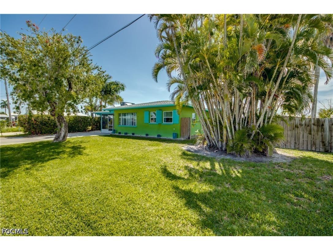 2567 Cay Cove Matlacha FL 33993 2026025826 image40