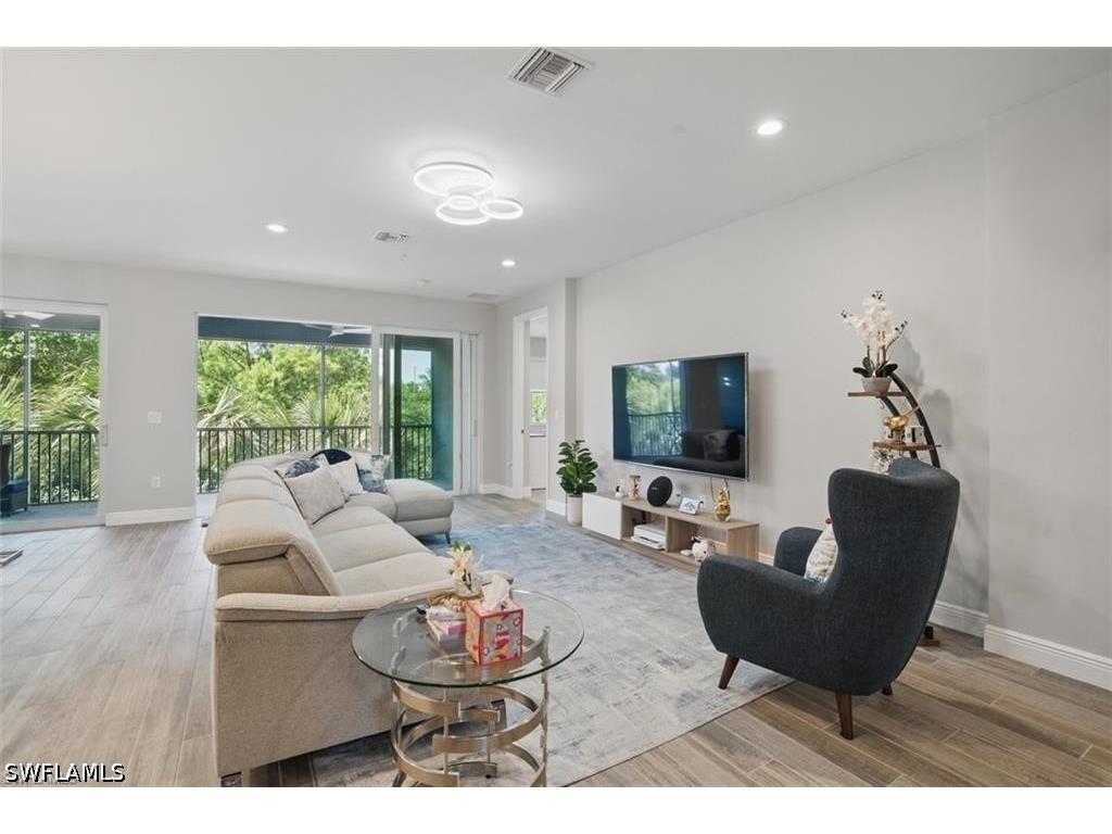 2567 Seychelles Drive #206 Naples FL 34112 226022232 image6