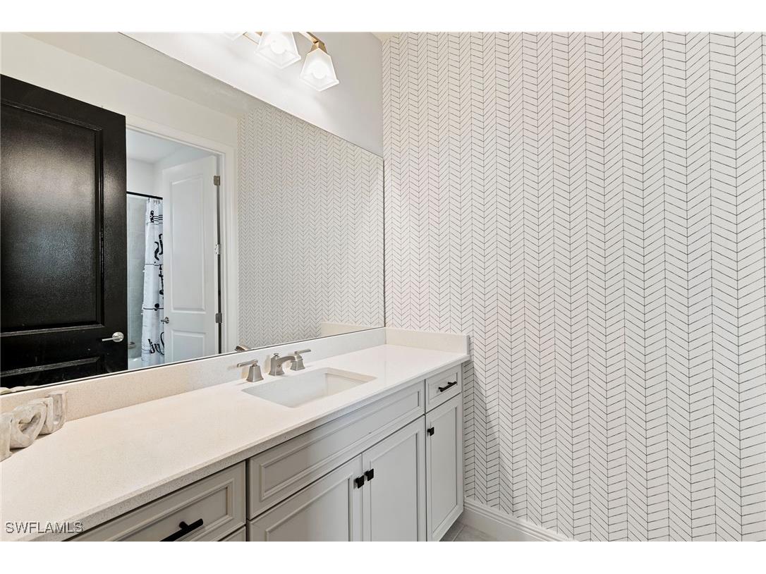 2567 Seychelles Dr #207 Naples FL 34112 225063277 image15