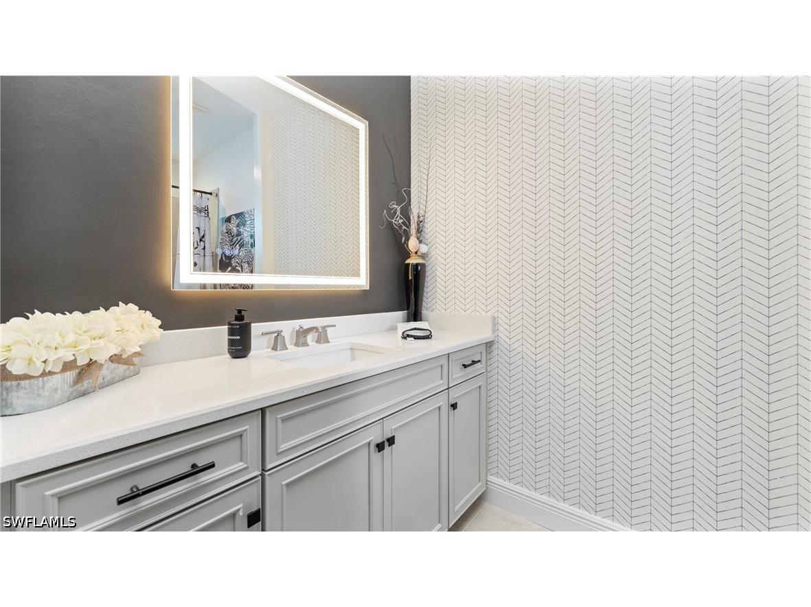 2567 Seychelles Drive #207 Naples FL 34112 226025182 image16
