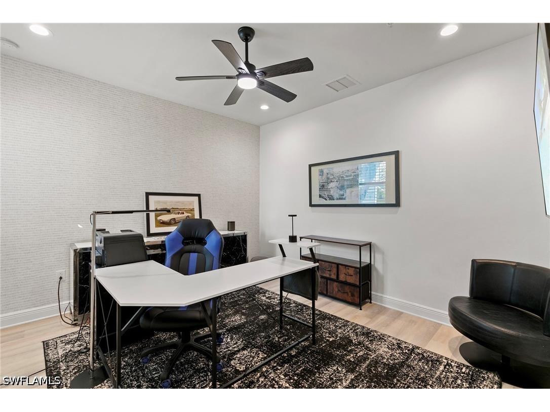 2567 Seychelles Drive #207 Naples FL 34112 226025182 image9