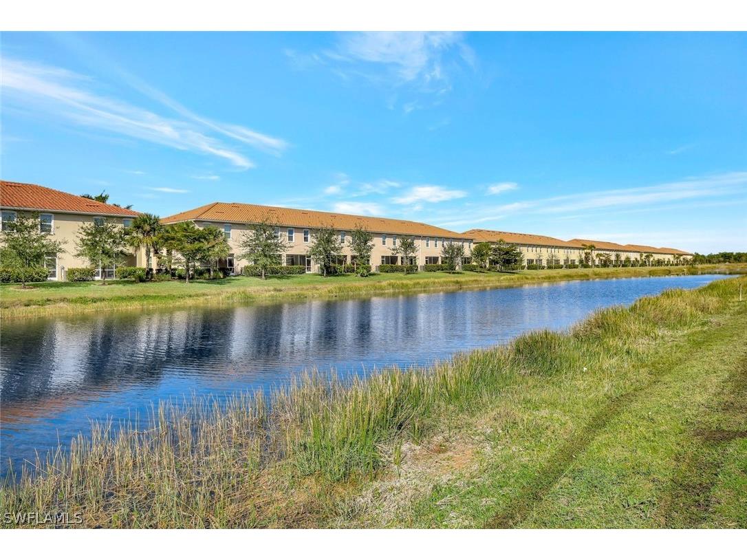 2567 Vine Avenue Naples FL 34120 226006253 image20