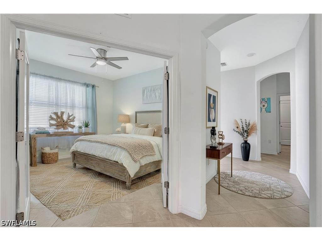 2567 Vine Avenue Naples FL 34120 226020411 image12