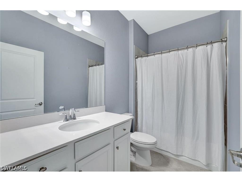 2567 Vine Avenue Naples FL 34120 226020411 image13