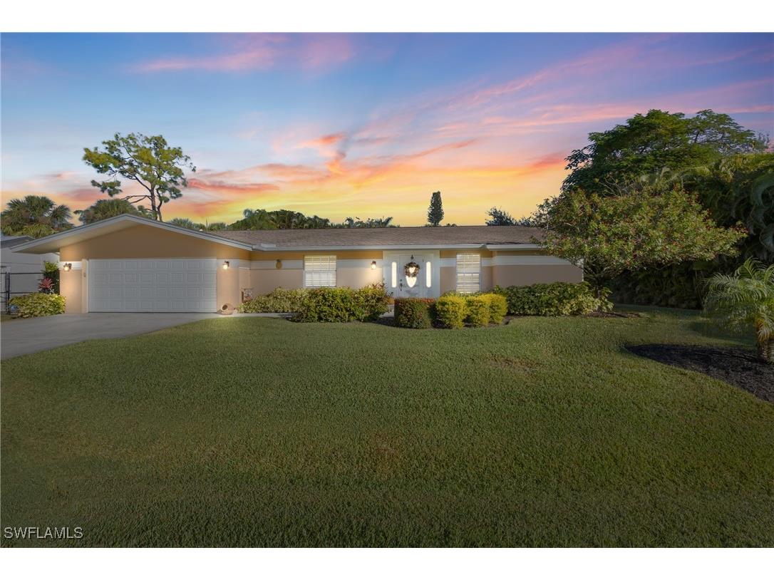 2569 Outrigger Lane Naples FL 34104 225080702 image1