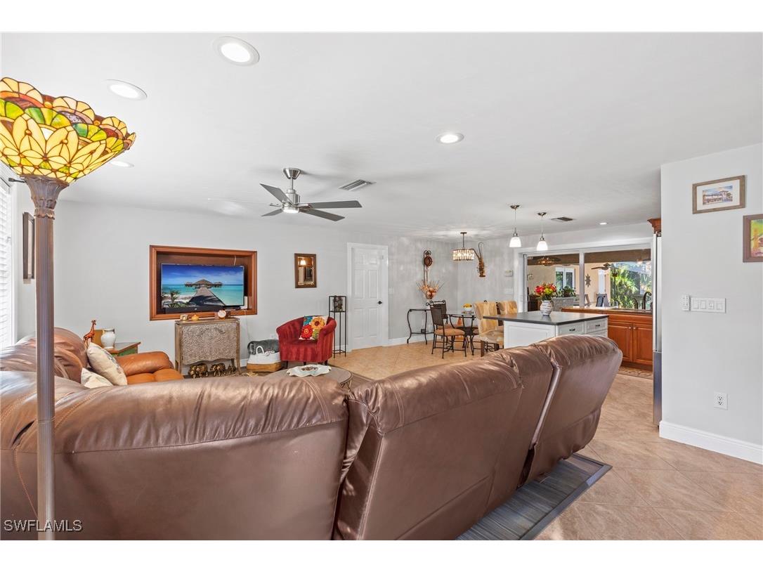 2569 Outrigger Lane Naples FL 34104 225080702 image11