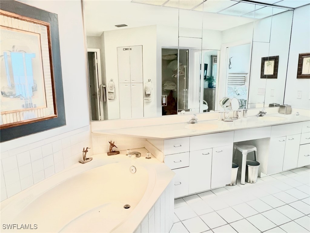 257 Barefoot Beach Boulevard #302 Bonita Springs FL 34134 225078452 image13