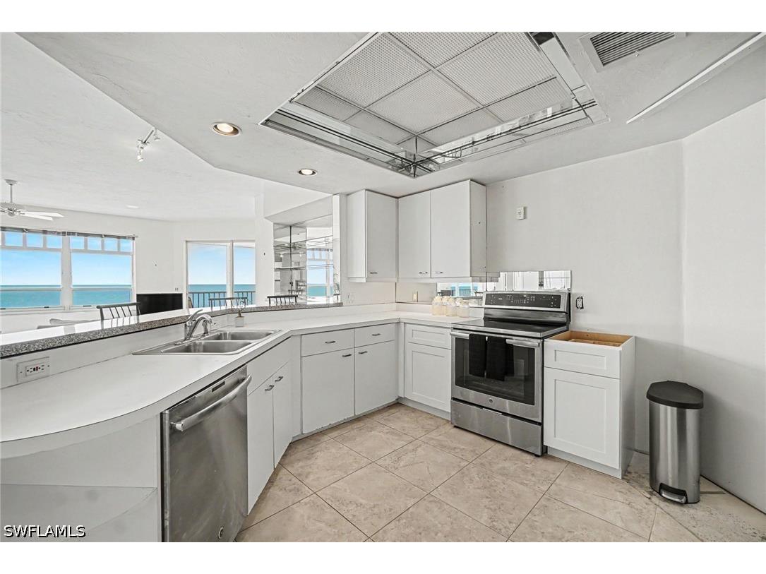 257 Barefoot Beach Blvd #602 Bonita Springs FL 34134 224025626 image13