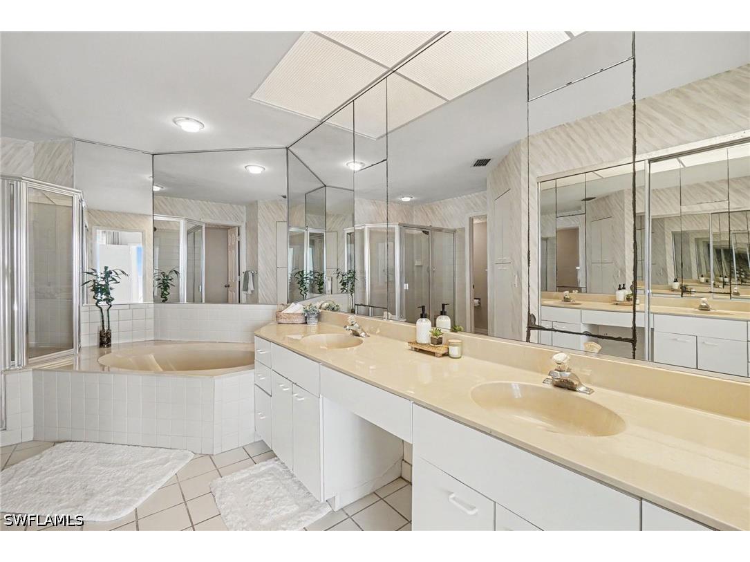 257 Barefoot Beach Blvd #602 Bonita Springs FL 34134 224025626 image6