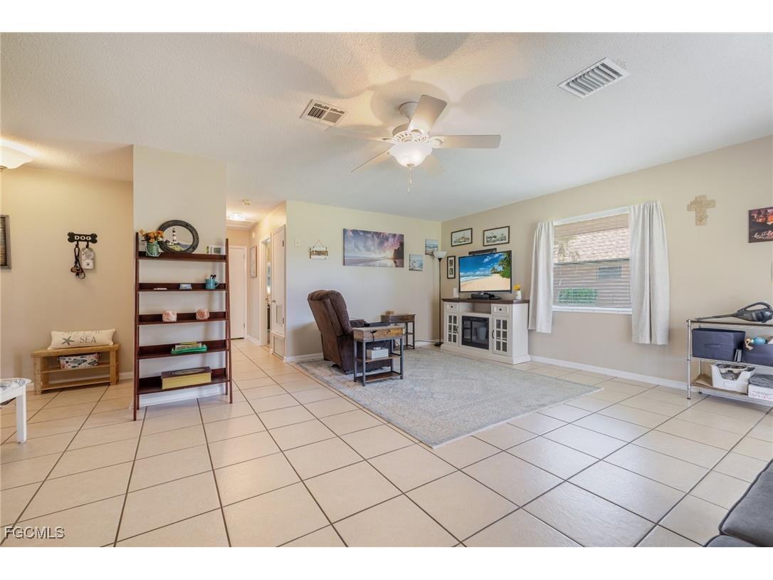 257 Briar Court Lehigh Acres FL 33936 2025019616 image6