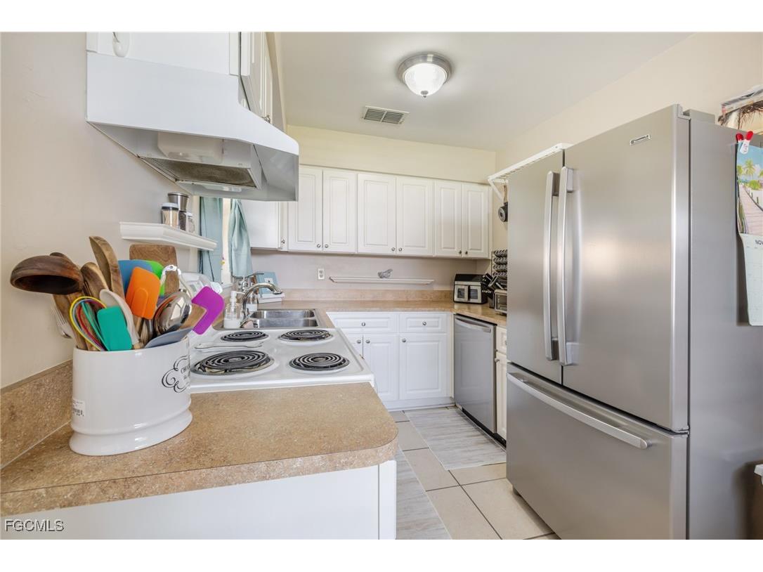 257 Briar Court Lehigh Acres FL 33936 2025019616 image9