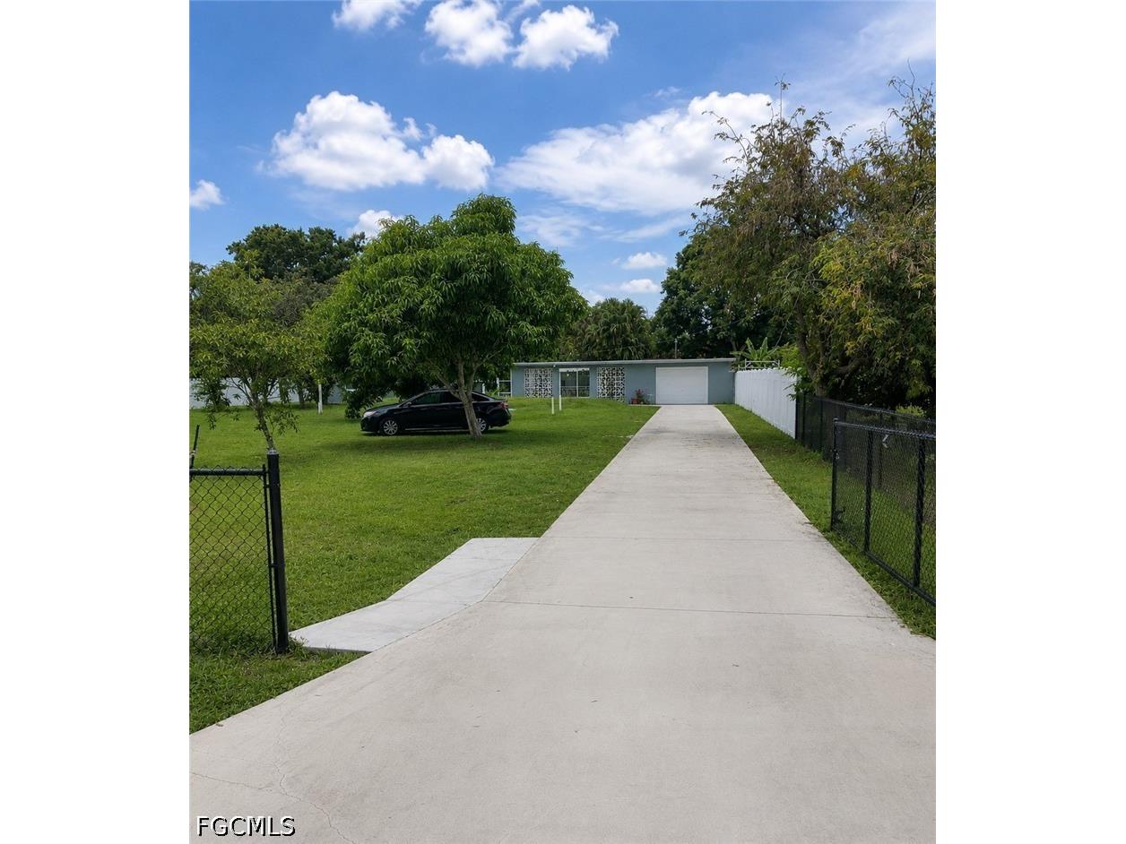 257 Evergreen Road North Fort Myers FL 33903 2026024302 image2