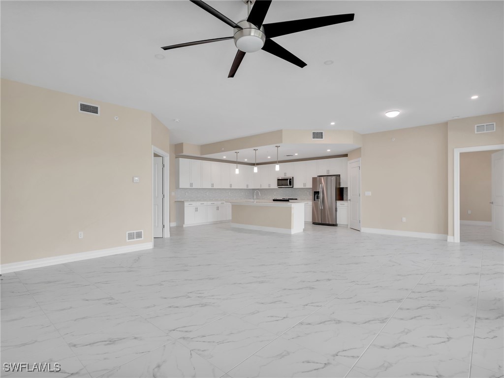 257 Indies Dr E #102 Naples FL 34114 225074568 image11