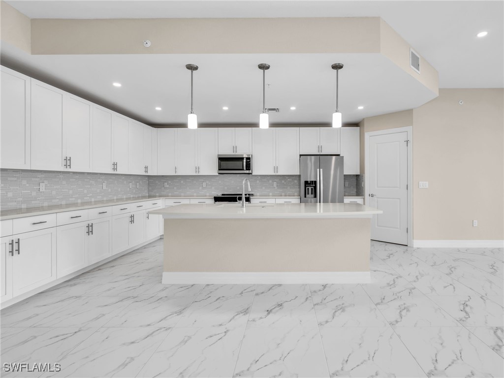 257 Indies Dr E #102 Naples FL 34114 225074568 image14