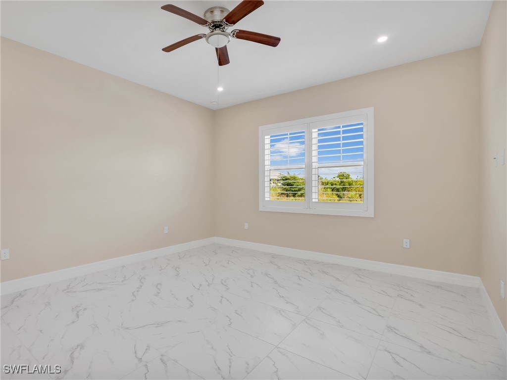 257 Indies Dr E #102 Naples FL 34114 225074568 image23