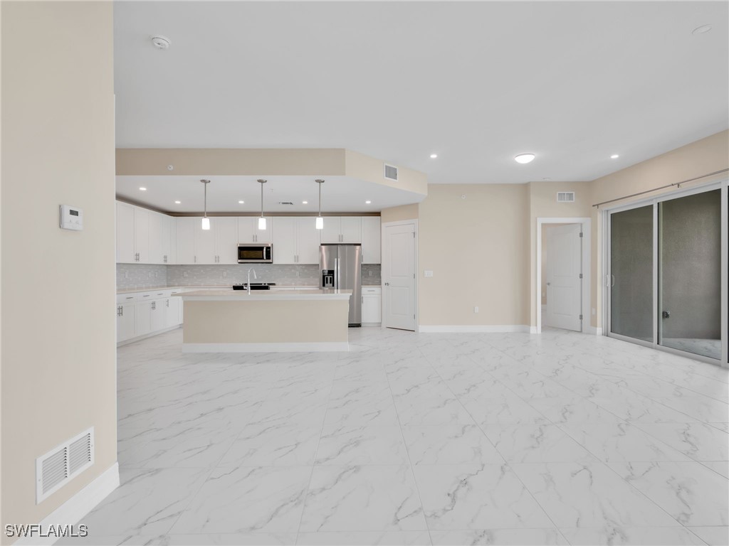 257 Indies Dr E #102 Naples FL 34114 225074568 image7