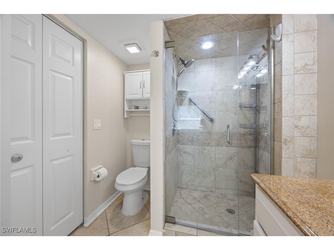 257 Robin Hood Circle #101 Naples FL 34104 225080315 image12