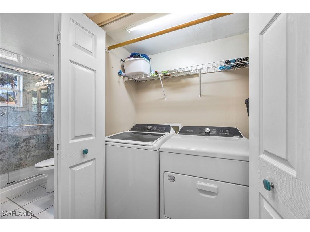 257 Robin Hood Circle #101 Naples FL 34104 225080315 image16