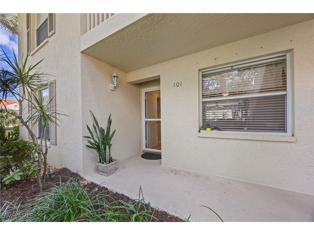 257 Robin Hood Circle #101 Naples FL 34104 225080315 image20
