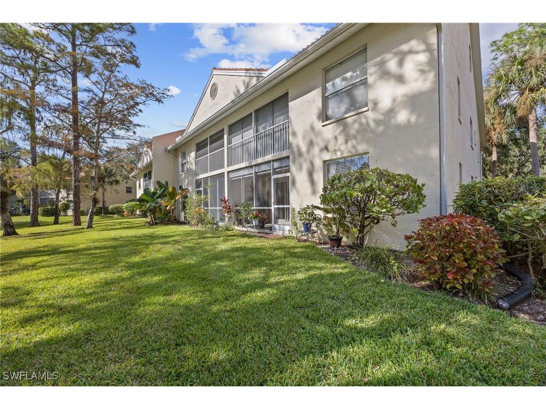 257 Robin Hood Circle #101 Naples FL 34104 225080315 image25