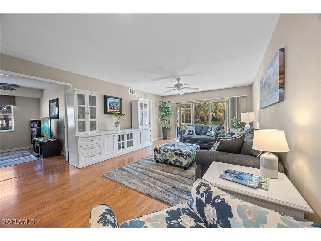 257 Robin Hood Circle #101 Naples FL 34104 225080315 image3