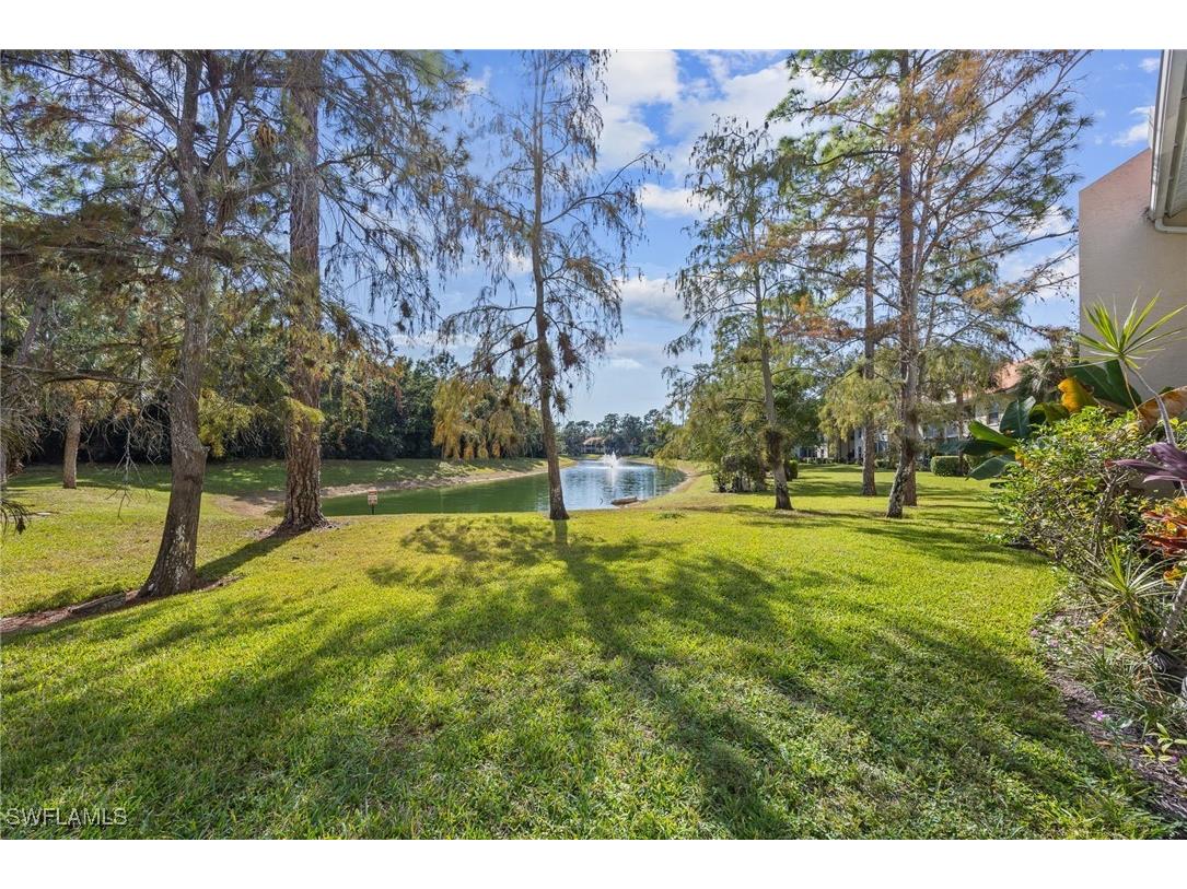 257 Robin Hood Circle #101 Naples FL 34104 225080315 image4