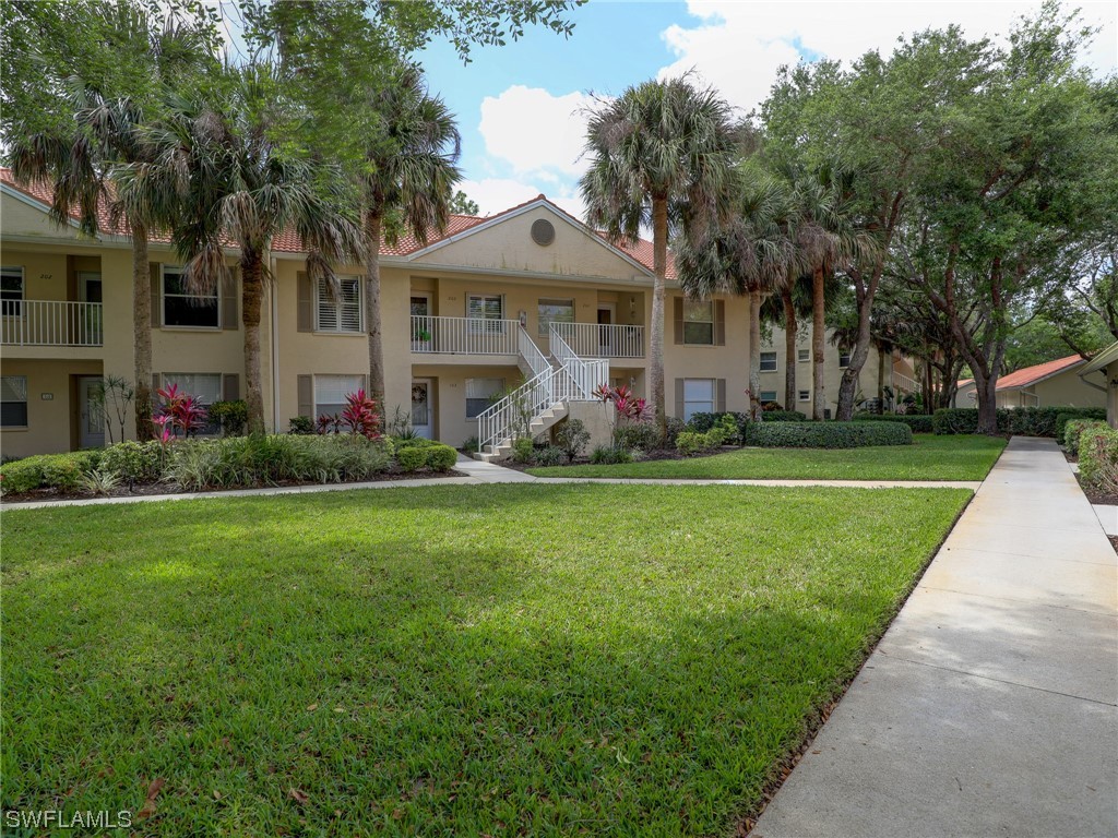 257 Robin Hood Circle #8-203 Naples FL 34104 223023506 image1