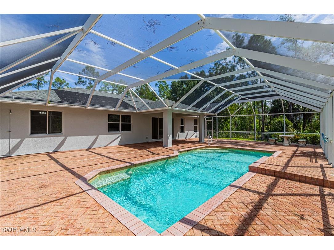 2570 50th Avenue NE Naples FL 34120 224079448 image1