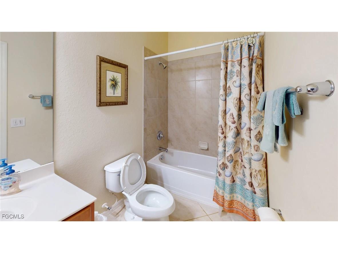 2571 Laurentina Lane Cape Coral FL 33909 2025014697 image20