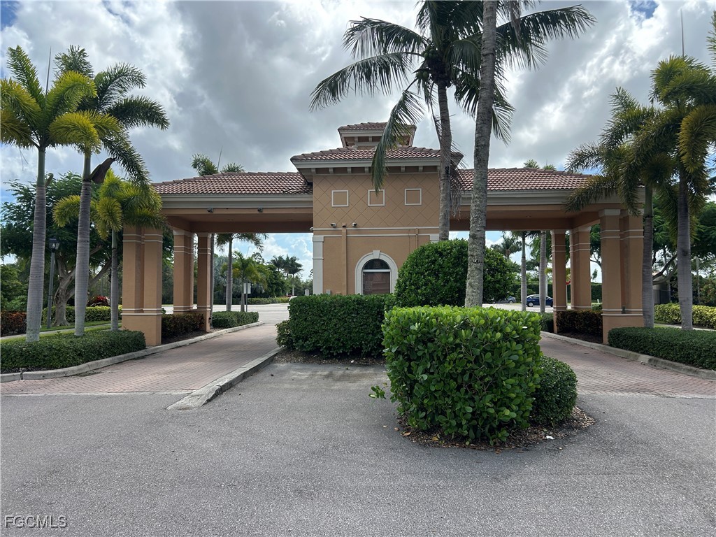 2571 Laurentina Lane Cape Coral FL 33909 2025014697 image40