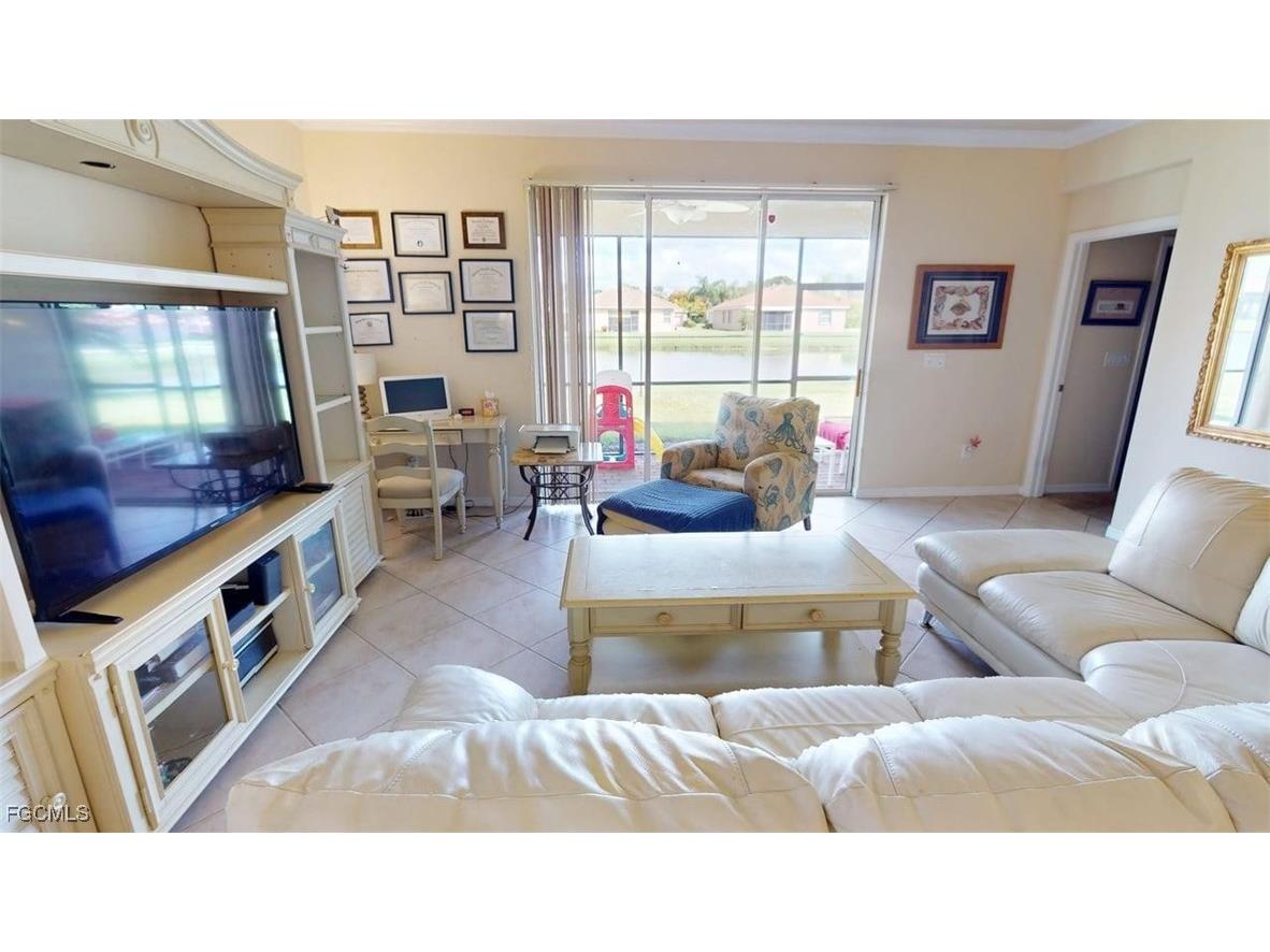 2571 Laurentina Lane Cape Coral FL 33909 2025014697 image6