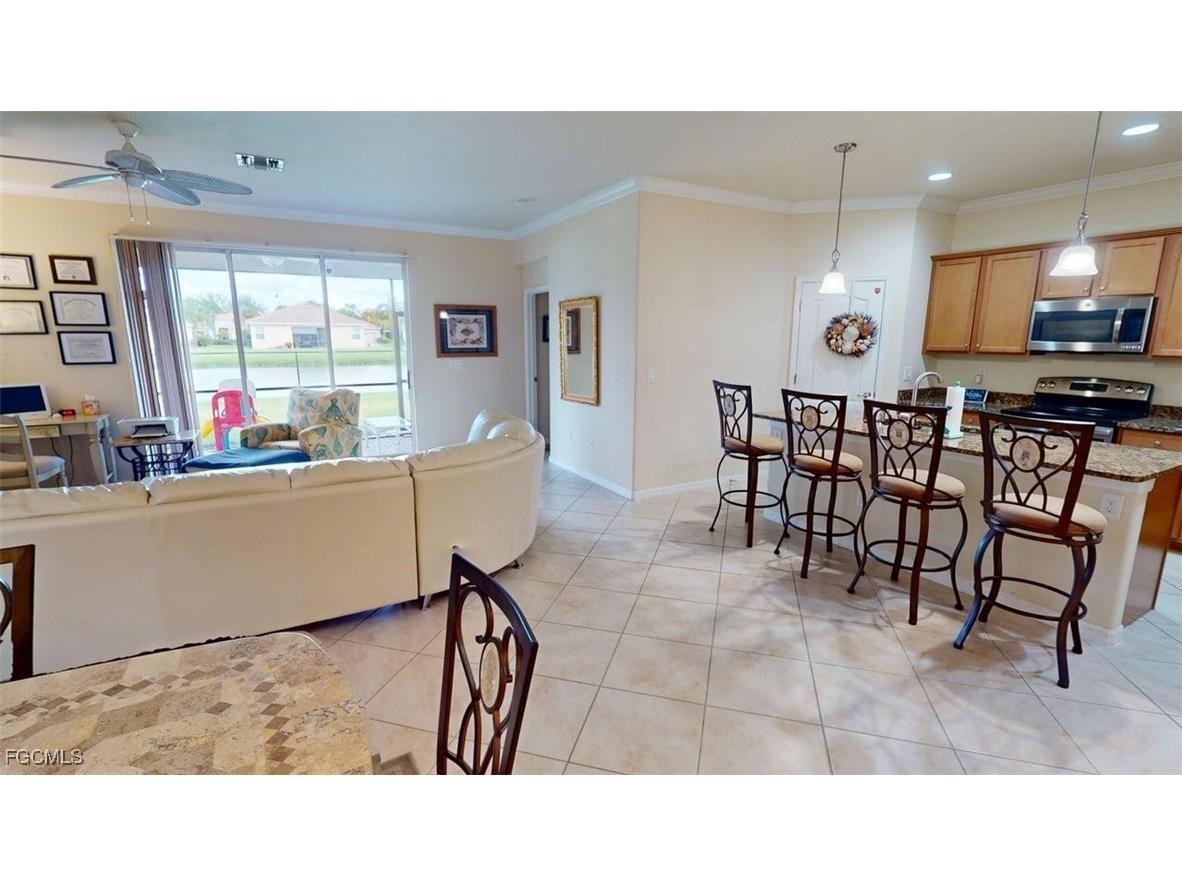 2571 Laurentina Lane Cape Coral FL 33909 2025014697 image8