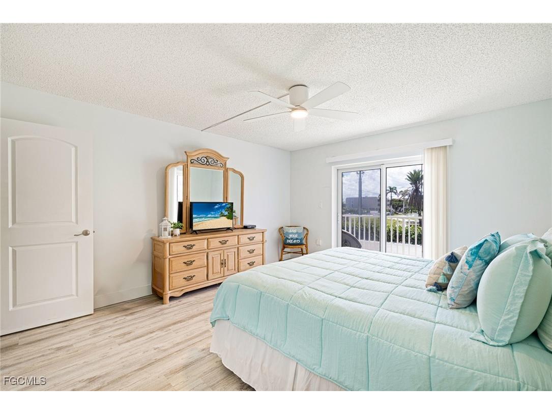 25740 Hickory Boulevard #246 Bonita Springs FL 34134 2025006329 image15