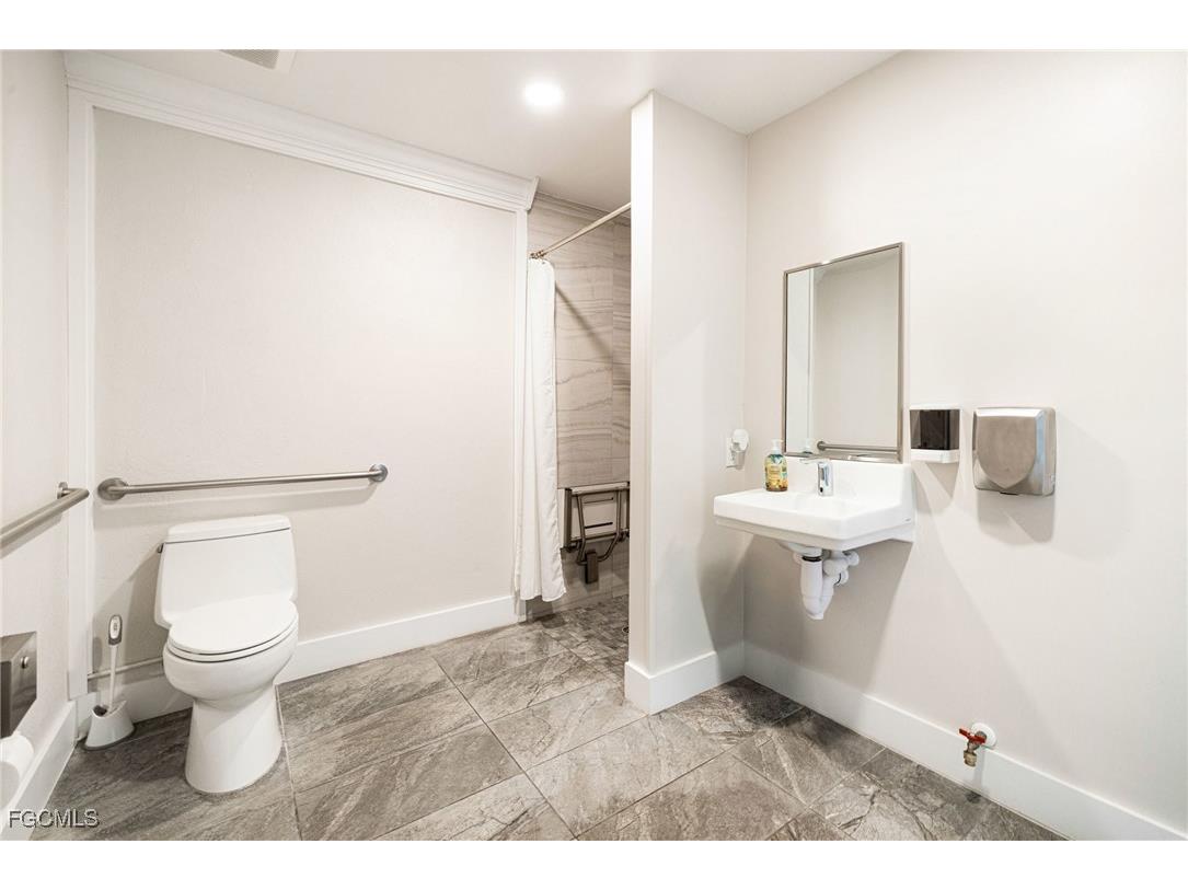 25740 Hickory Boulevard #246 Bonita Springs FL 34134 2025006329 image39