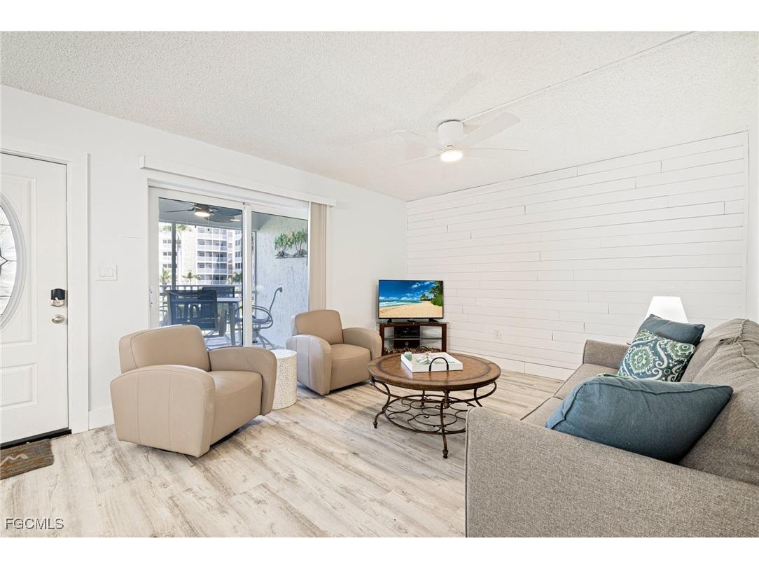 25740 Hickory Boulevard #246 Bonita Springs FL 34134 2025006329 image5