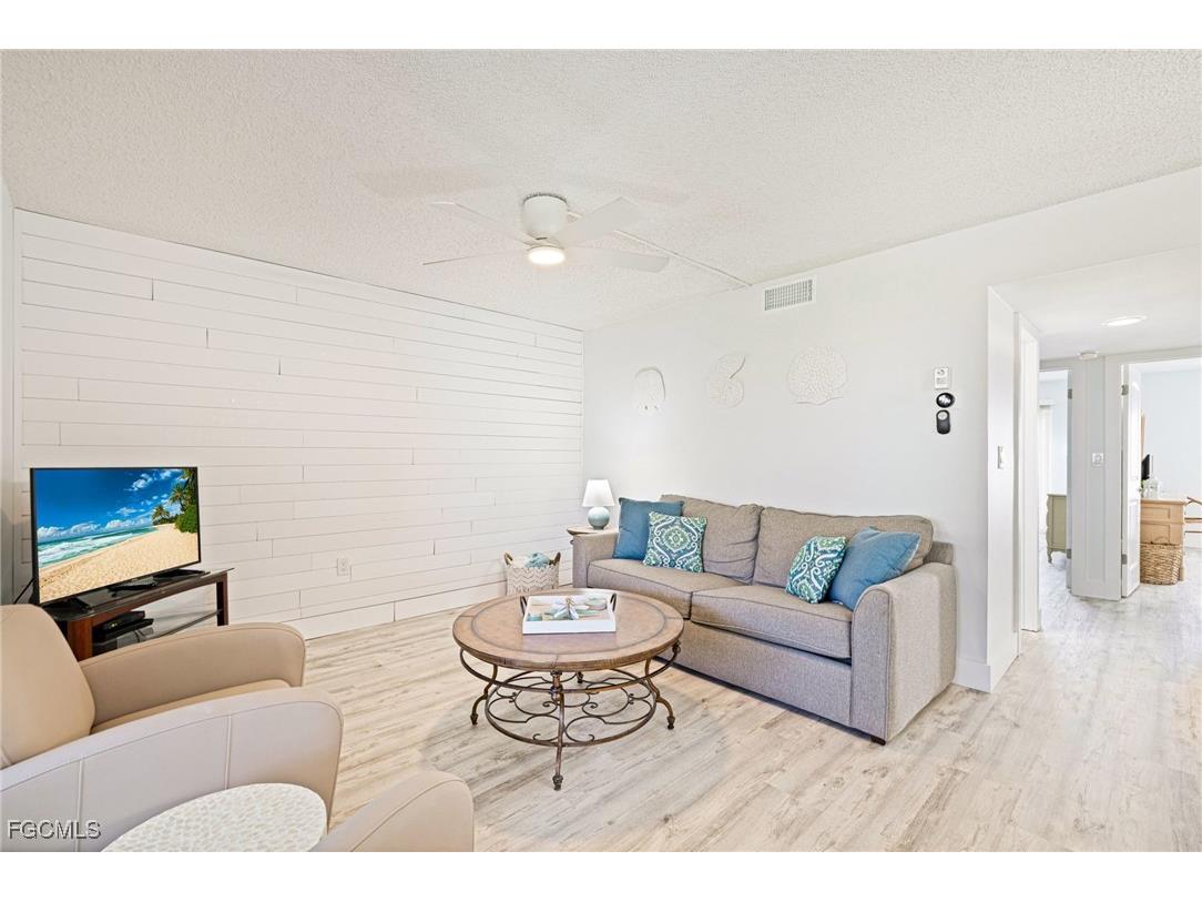 25740 Hickory Boulevard #246 Bonita Springs FL 34134 2025006329 image6